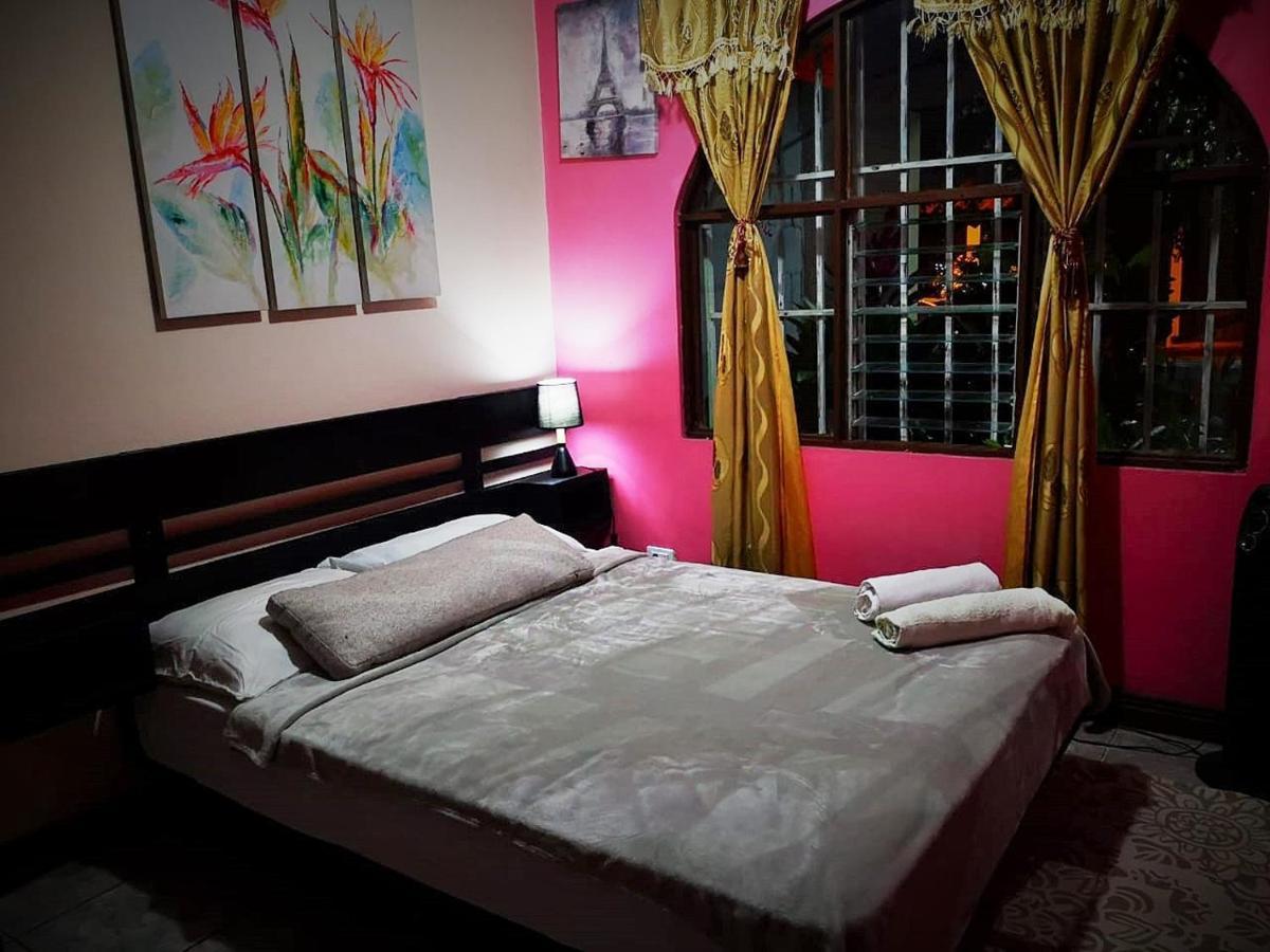 Airport Traveler'S Home Alajuela Exterior photo
