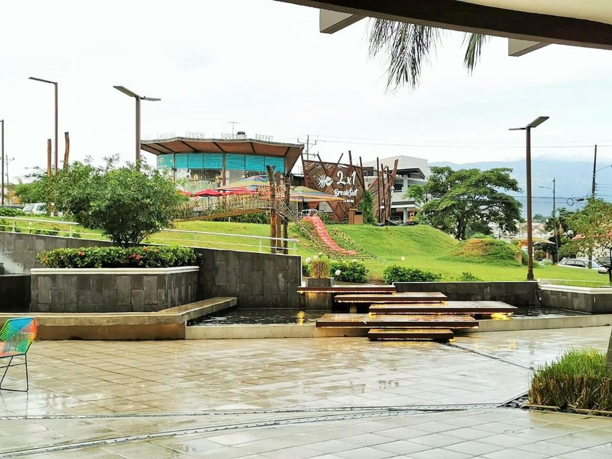 Airport Traveler'S Home Alajuela Exterior photo